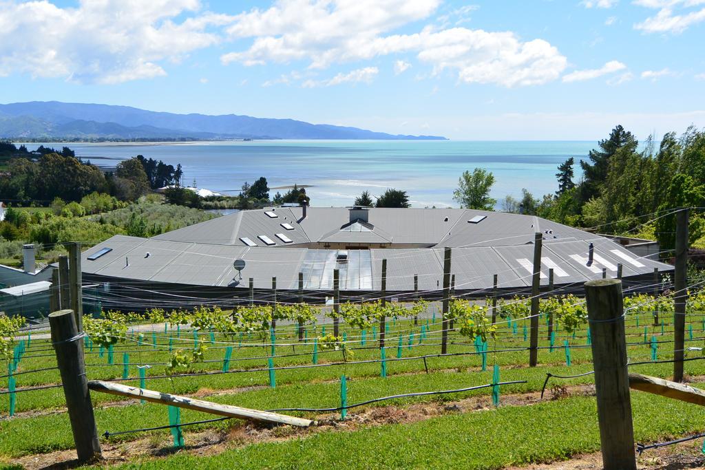 Windhover Suites Tasman Экстерьер фото